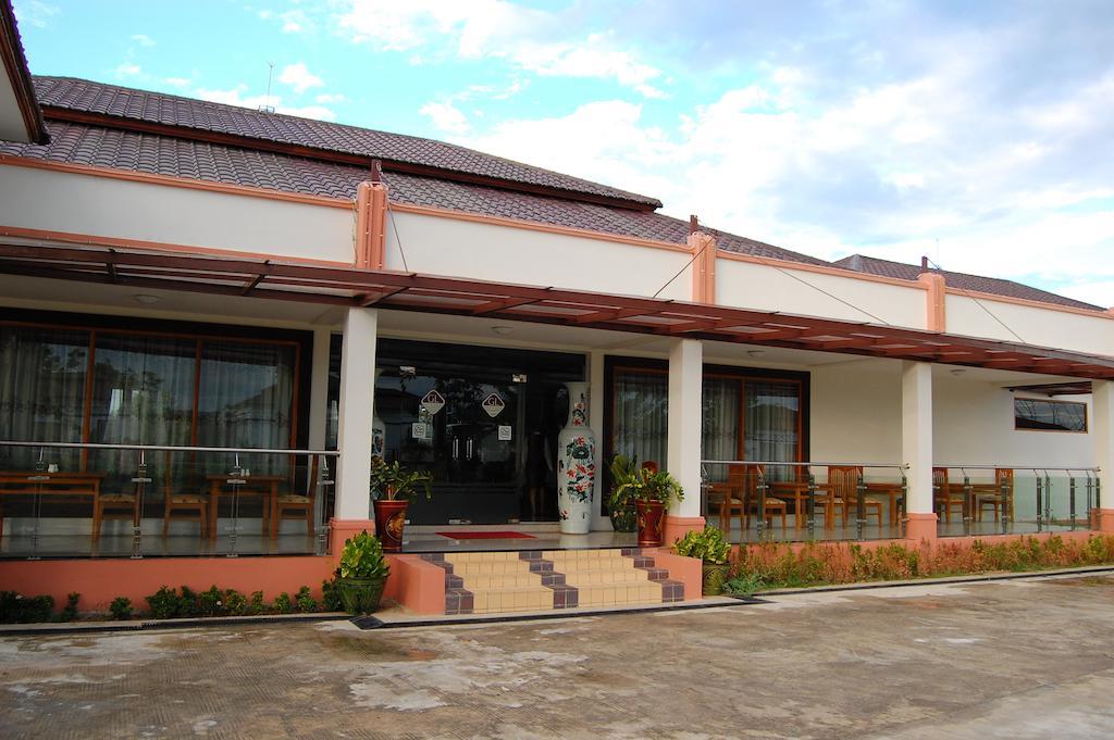 The Golden Lake Hotel Naypyidaw Exteriér fotografie