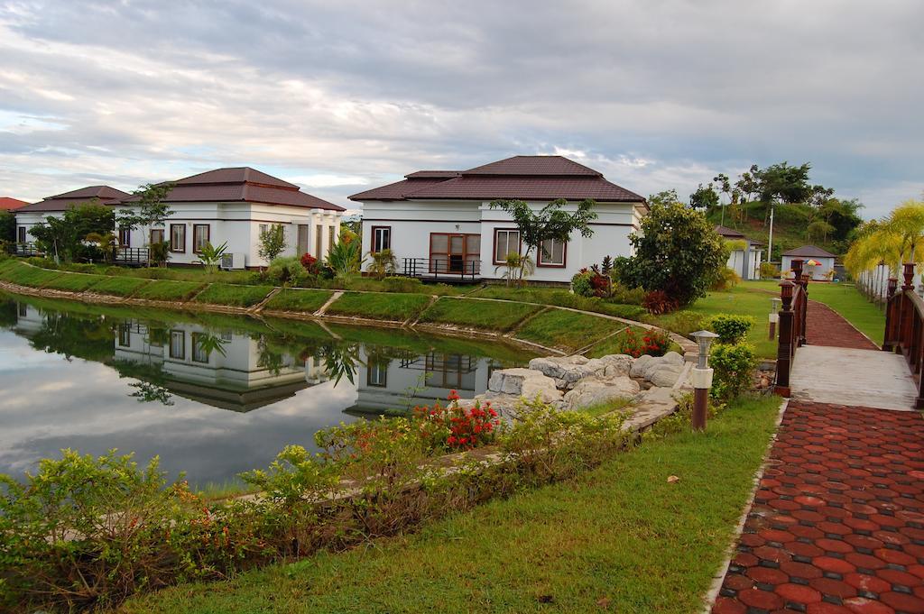 The Golden Lake Hotel Naypyidaw Exteriér fotografie