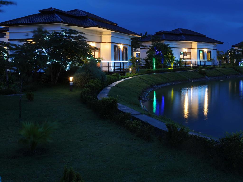 The Golden Lake Hotel Naypyidaw Exteriér fotografie
