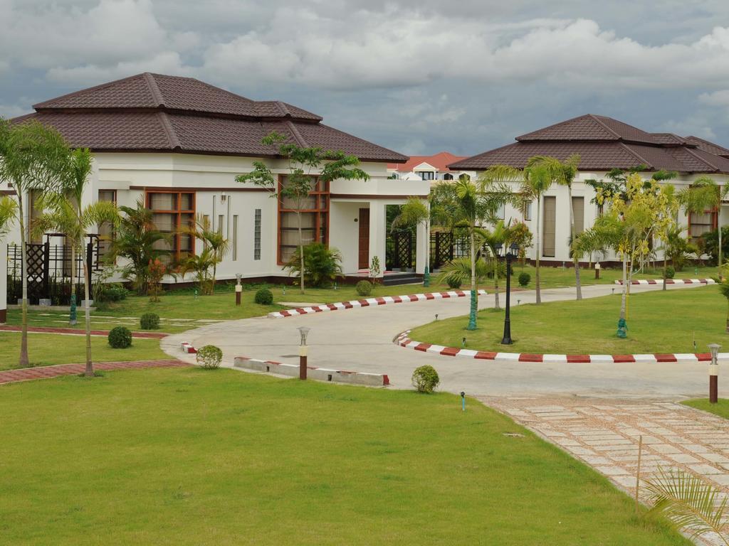The Golden Lake Hotel Naypyidaw Exteriér fotografie